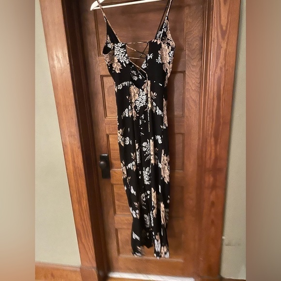 Privacy Please Dale Floral Strappy Jumpsuit - Picture 2 of 5